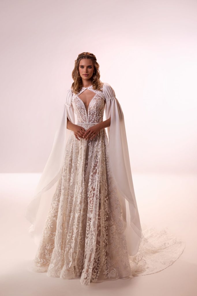 dama couture_brautkleid_cassidy_all over boho spitze_abnehmbares cape_flugelaermel_vorne_2 dama-couture_brautkleid_cassidy_all-over-boho-spitze_abnehmbares-cape_flugelaermel_vorne_2-1.jpg