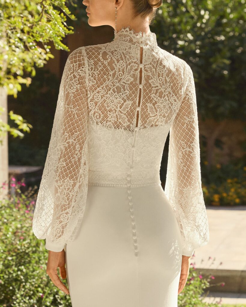 alma_brautatelier ried_2b735_brautjacke_spitze_langarm_knoepfe_ivory_ruecken_1