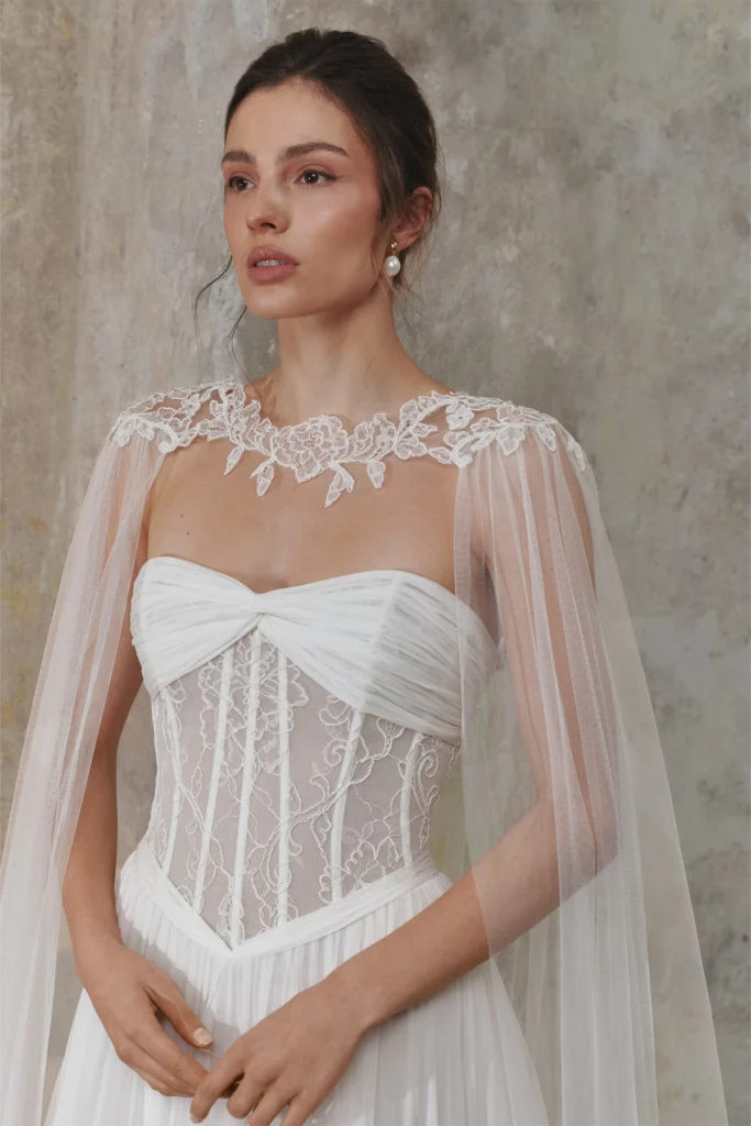 anna kara_brautatelier ried_elise_top_tuell_glitzer_spitze_vorne_1 anna kara_brautatelier ried_elise_top_tuell_glitzer_spitze_vorne_1
