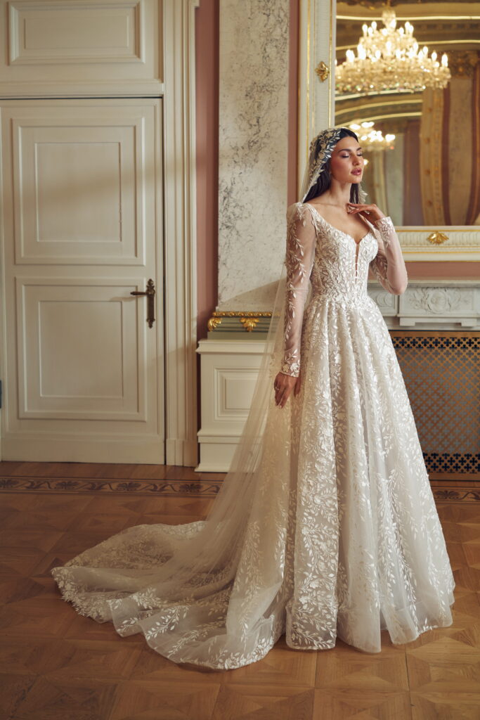 annais-brautatelier ried-liona-all-over spitze-glitzer-abnehmbare aermel-tuell-prinzessin-ivory-vorne-3
